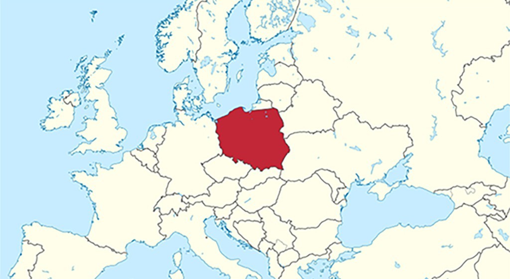 Varșovia a publicat în Monitorul Oficial decizia privind întâietatea dreptului polonez asupra celui european devenind astfel OBLIGATORIE - Flux24.ro