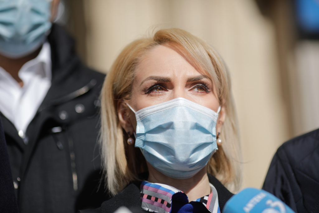 Triplu vaccinată, Gabriela Firea a fost testată pozitiv la coronavirus: Știam că vaccinul nu ne protejează de o posibilă contaminare | ActiveNews