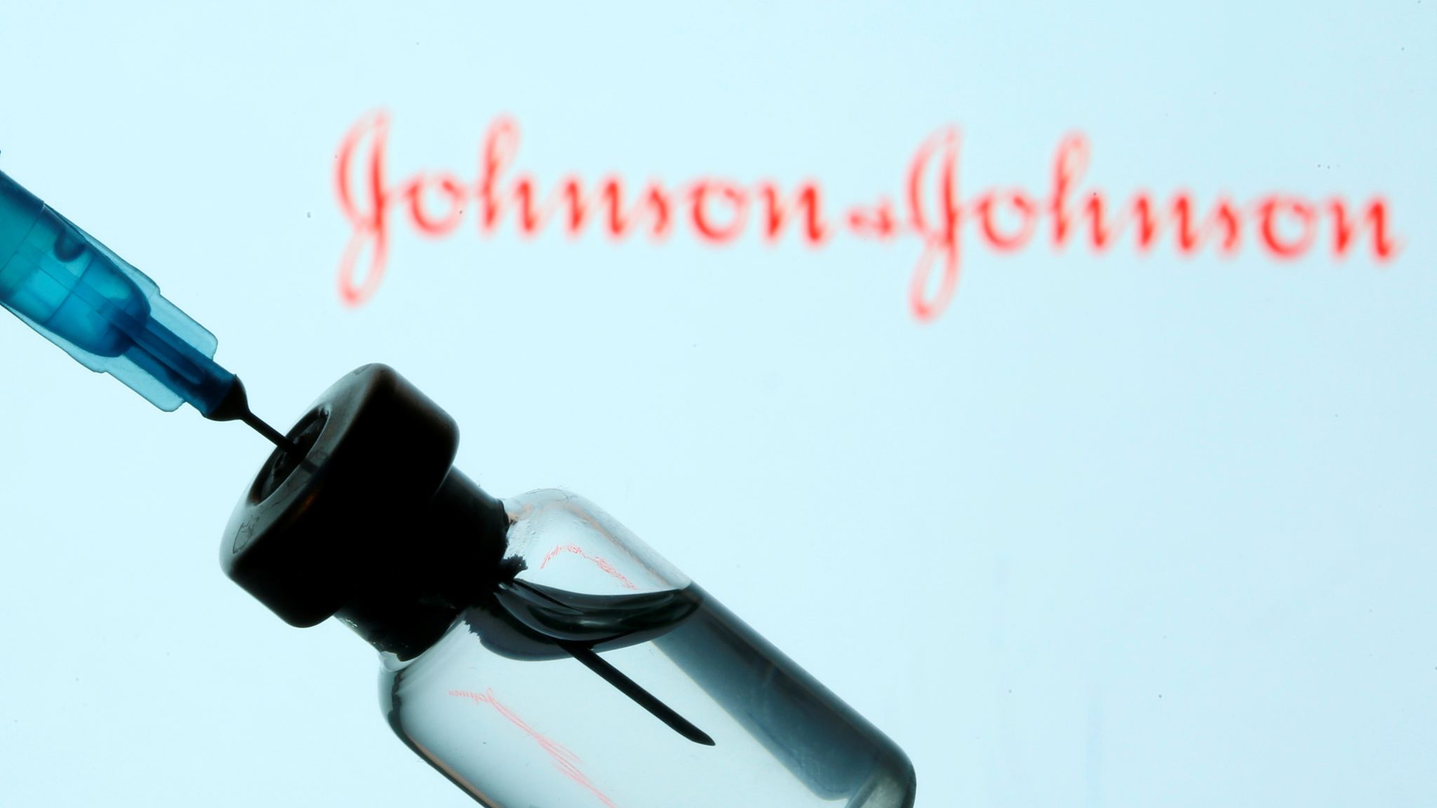 EMA adaugă un nou efect secundar al vaccinului Johnson&Johnson: mielita transversală, o inflamație a coloanei vertebrale | ActiveNews