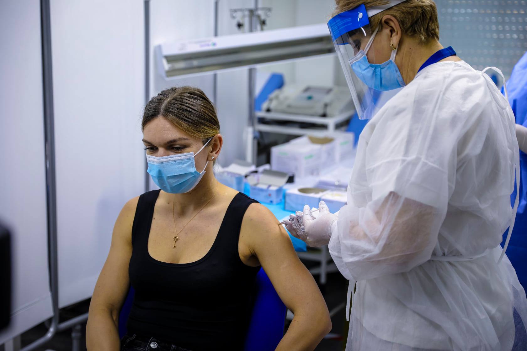 Cazul Halep. A avut sportiva efecte secundare de la vaccin? Medicamentul interzis i le-a accentuat | ActiveNews