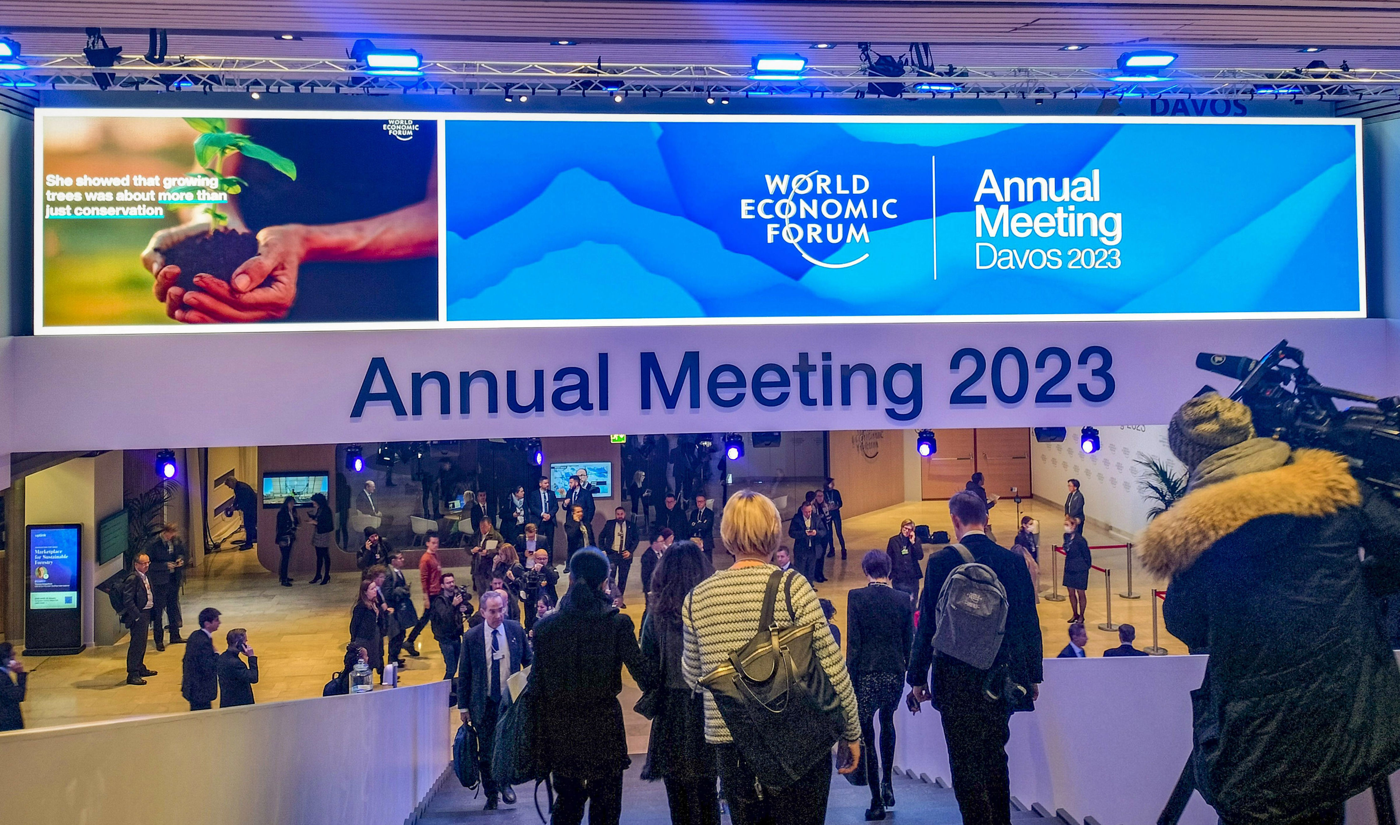 Davos. Agenda 2030 explicată pe înțelesul tuturor | ActiveNews