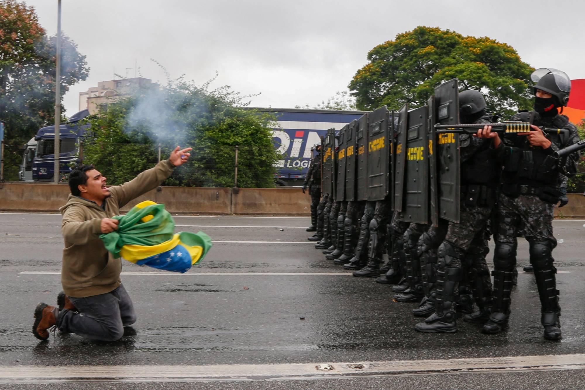 În Brazilia, ne-au condamnat pe toți la Moarte | ActiveNews