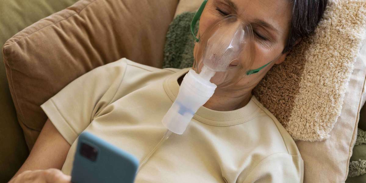 How a Nebuliser Machine Can Improve Respiratory Health