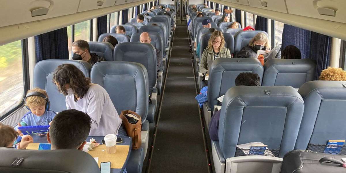 Ultimate Guide to Planning Your First Amtrak Trip