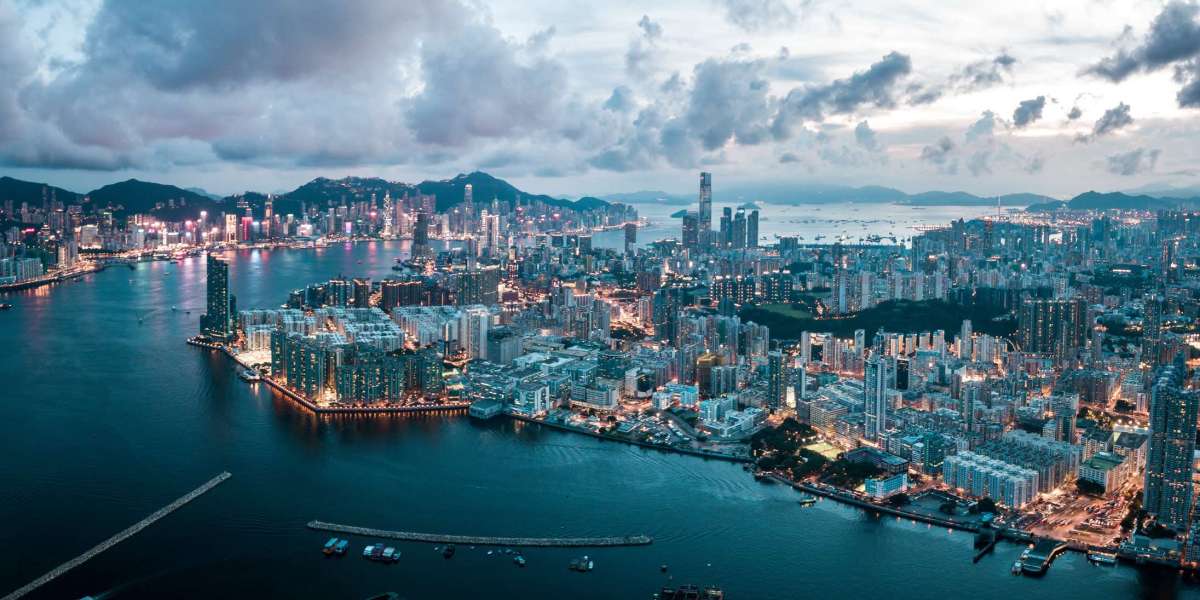 Hong Kong Nightlife: A Vibrant After-Dark Scene