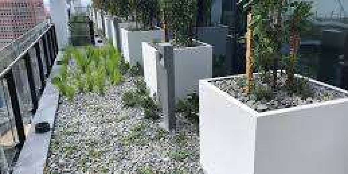 Best Materials for Building Durable Planter Boxes