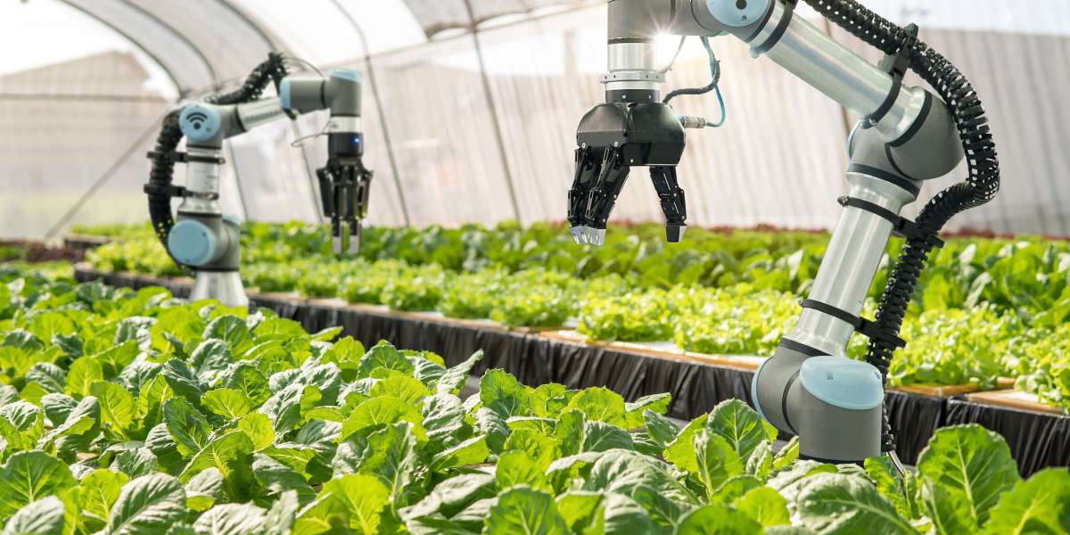 Indoor Farming Robots Market Focuses on Key players, Drivers, Size, Share, Growth, and Opportunities by 2032