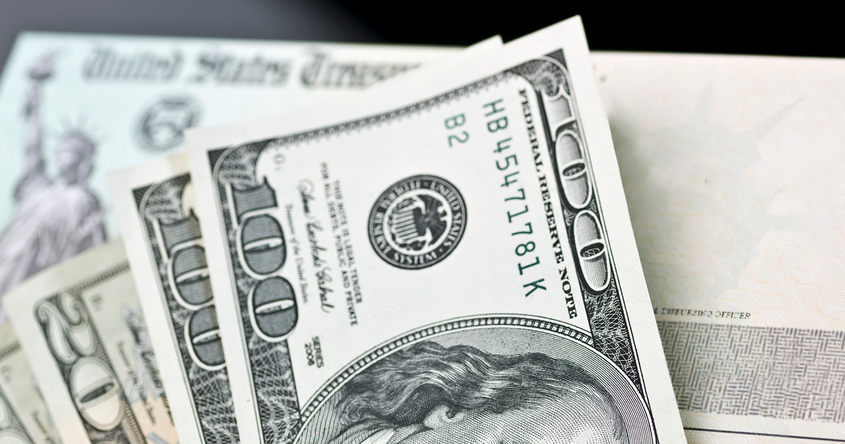 IRS sending out $2.4 billion to a million taxpayers