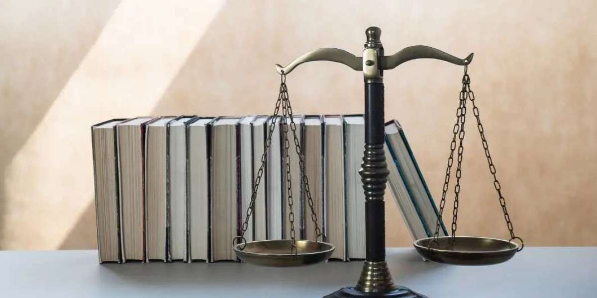 Top 10 Law Firms in Dubai: Expert Legal Services in the UAE