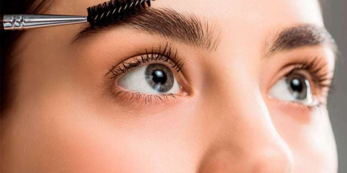 Eyebrow Transplant: The Science Behind the Procedure