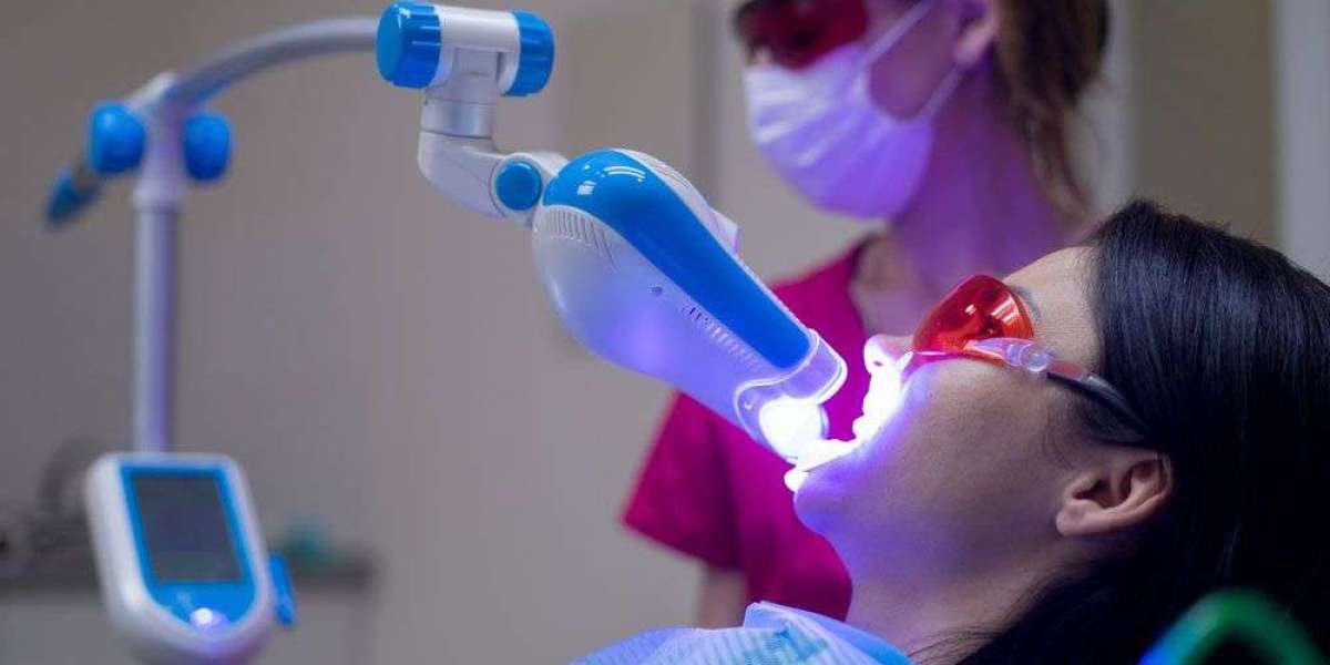 Zoom Whitening for Sensitive Teeth: What You Should Know