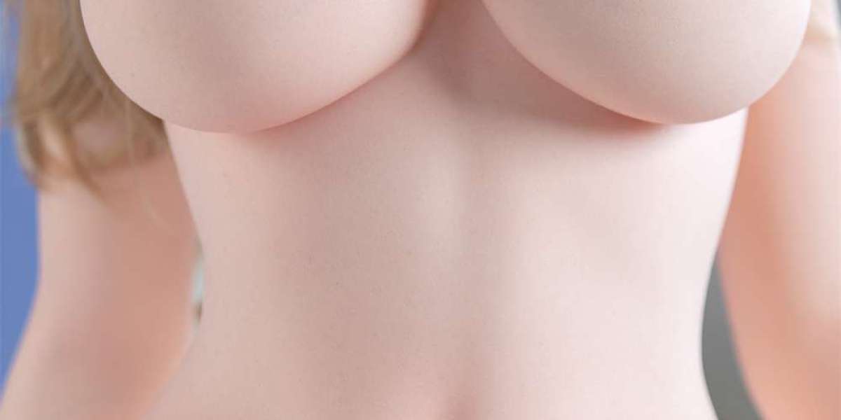 Glauben Sie, dass der Realismus der Ganzkörperpuppe im Vergleich zur Torso-Puppe vollständiger und nachhaltiger ist?