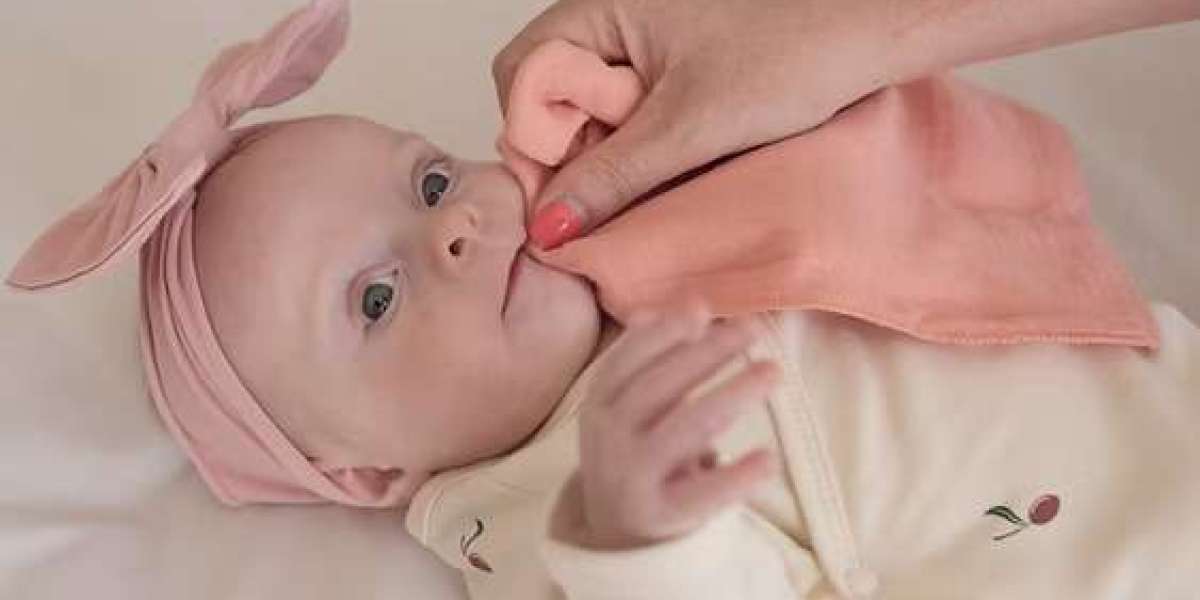 Baby Swaddle in UAE | Tickle Tickle 