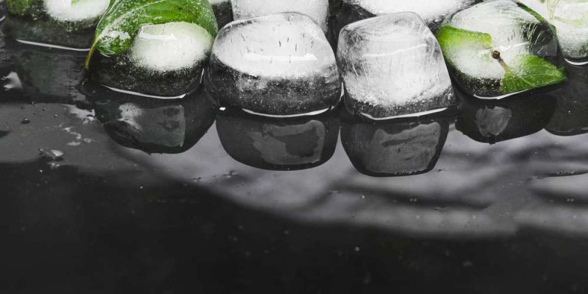 Ice Blocks in Road Construction: How They Aid in Asphalt Cooling Revolutionizing
