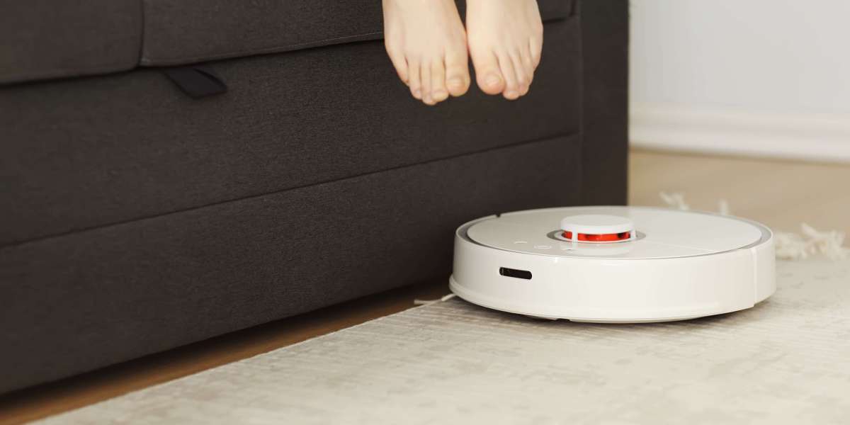 Robotic Vacuum Cleaner Explained In Fewer Than 140 Characters