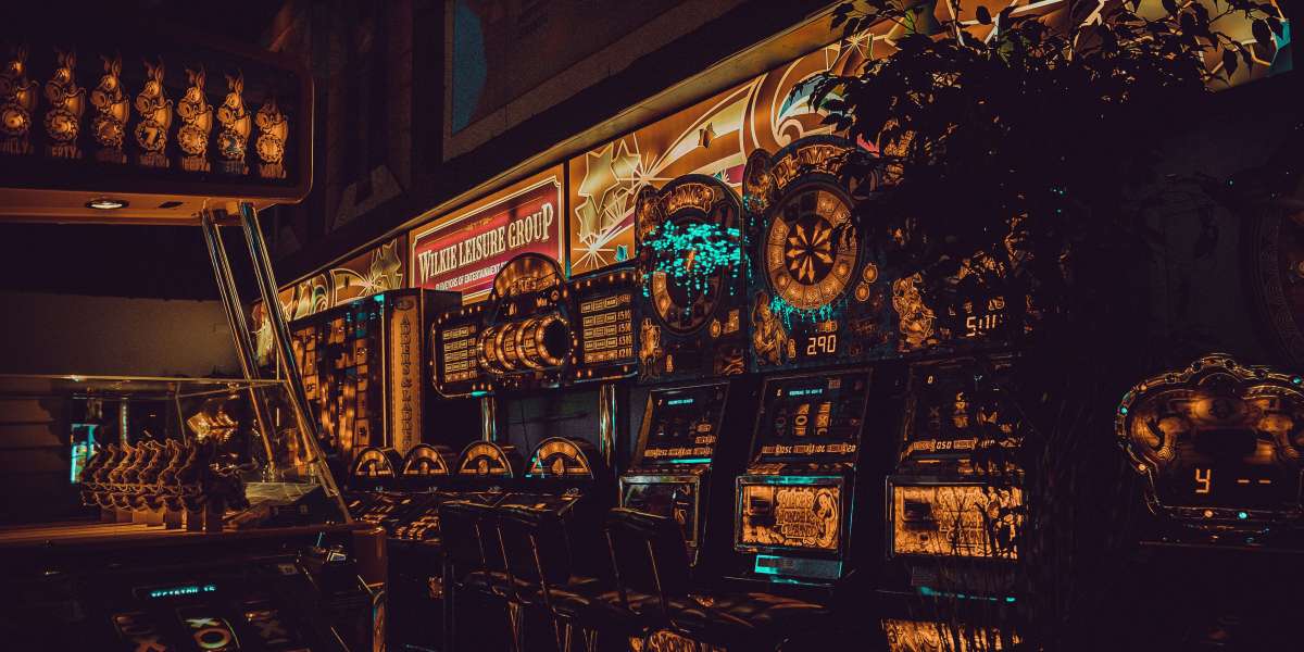 Die Rolle von Künstlicher Intelligenz im Online-Casino: Personalisierung von Spielerlebnissen und Sicherheitsaspekte