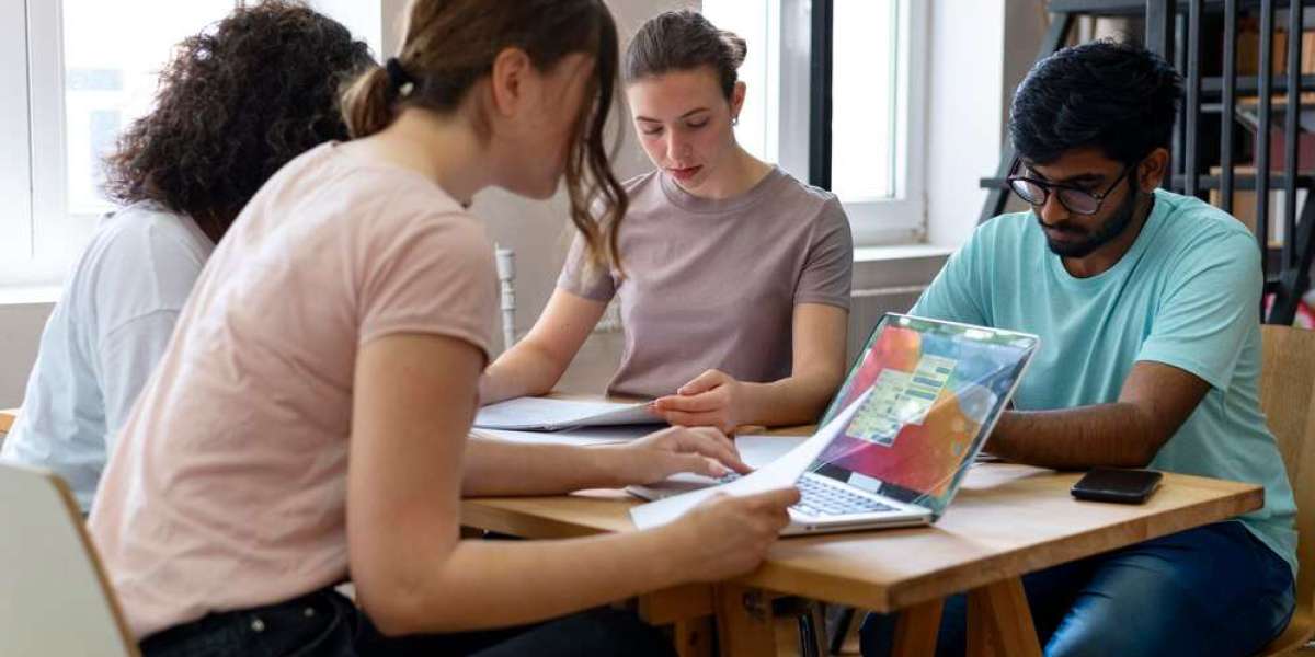 Why Students Are Turning to Take Online Class Help Services
