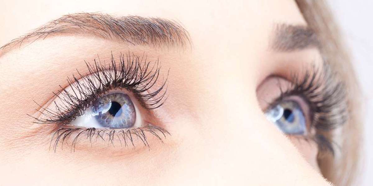 Eyebrow Transplants: What Happens to the Donor Hair?