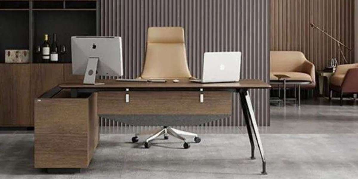 Choosing the Right Office Table: A Guide to Functional and Stylish Workspaces