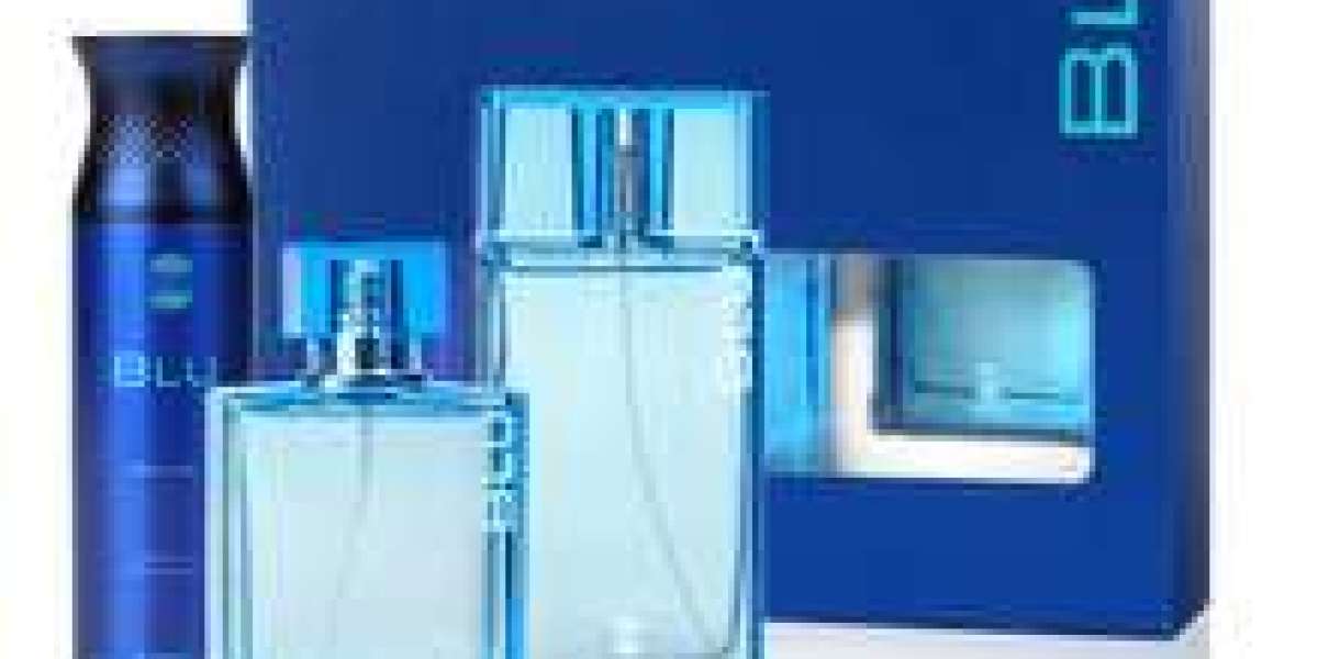 How to Layer Hair Mist with Perfume for a Long-Lasting Scent