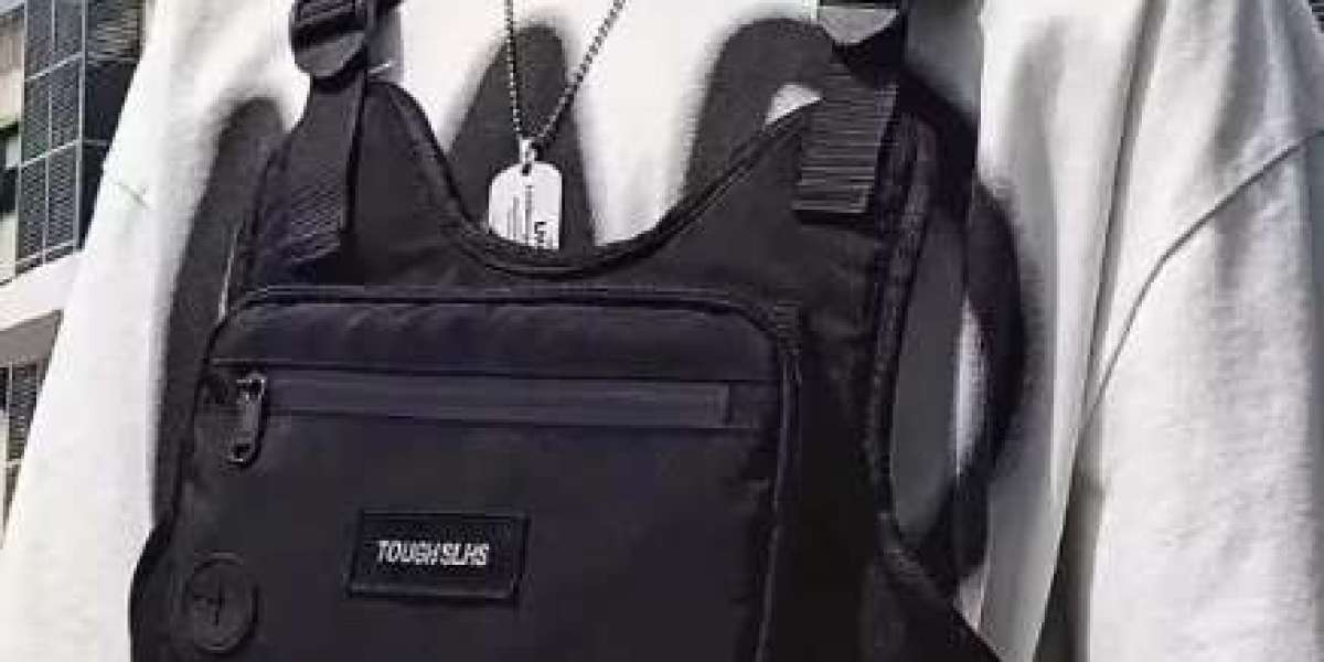 Why the Dormin Chest Bag Is the Everyday Essential You Didn’t Know You Needed