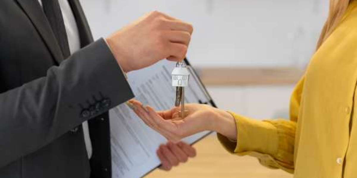 No Monthly Fee Real Estate Brokerages vs Traditional Models
