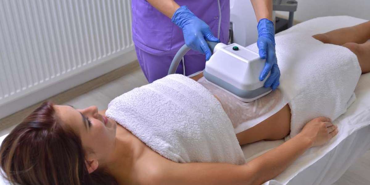 Surgical vs Non-Surgical Body Contouring in Islamabad