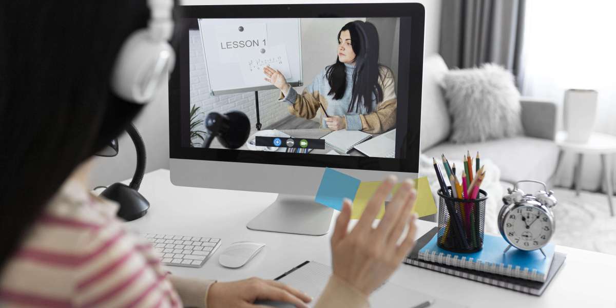 Why Getting Expert Help for Online Classes Is a Smart Move for Students