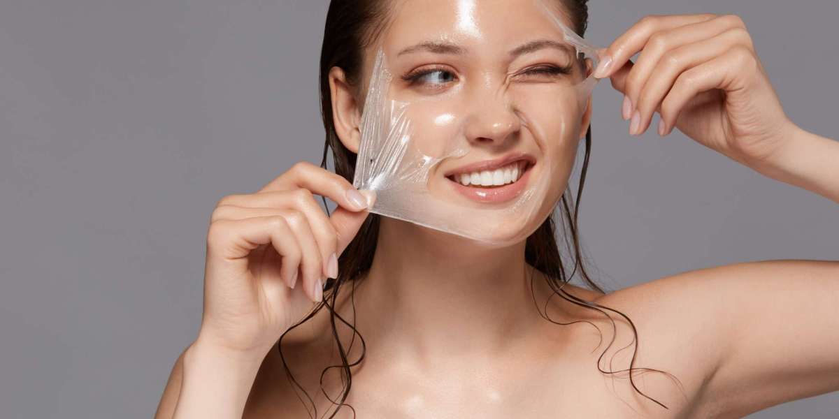 Choosing a Dermatologist vs. Aesthetician for Chemical Peels in Islamabad